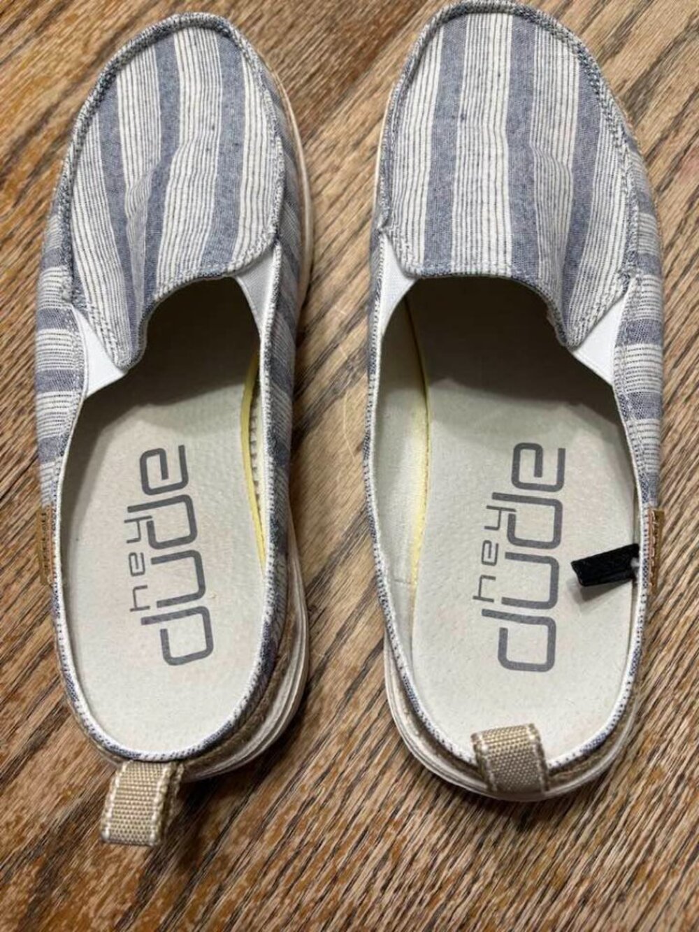 Hey Dude Clogs - Picture 2 of 9